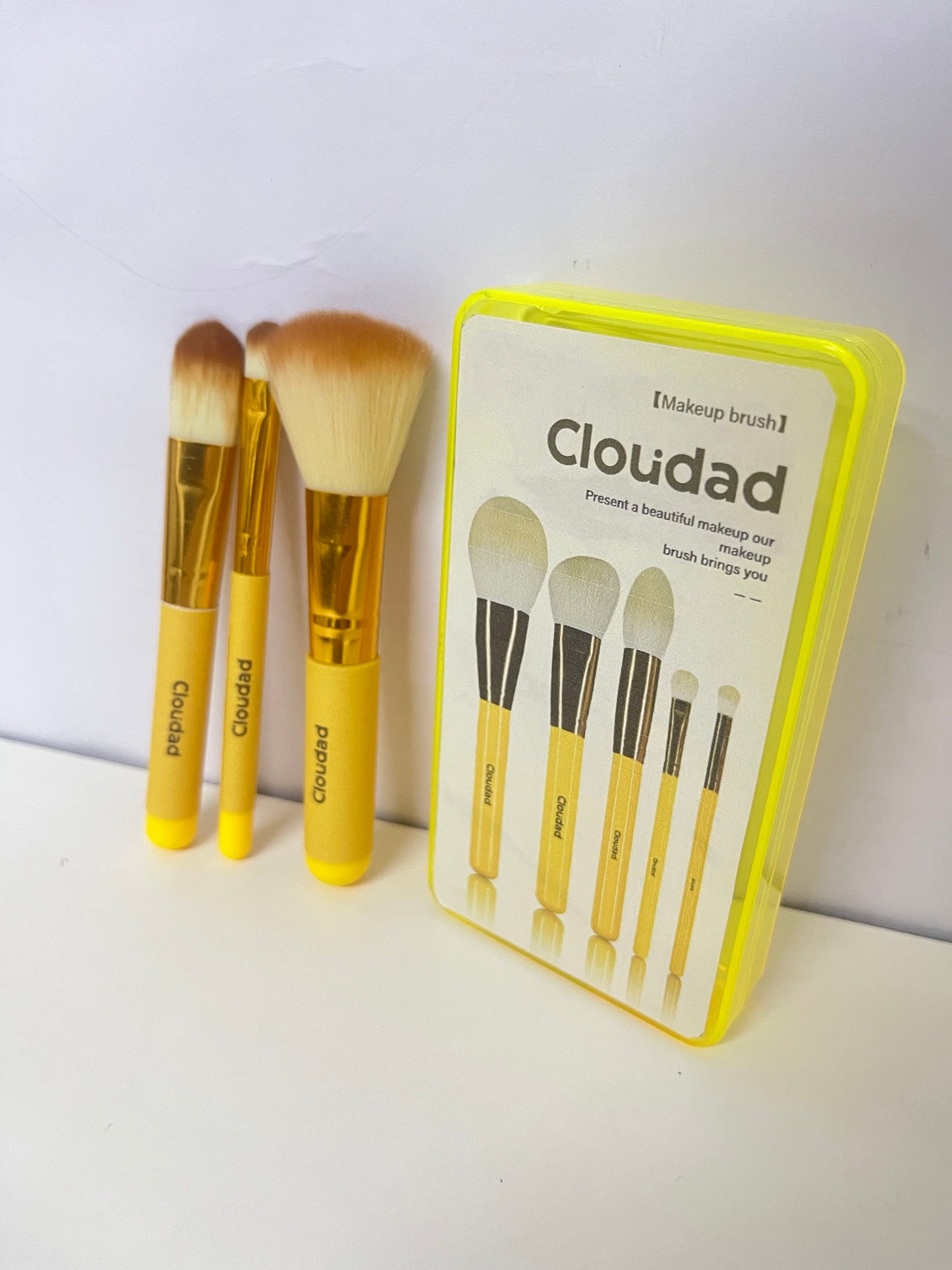【Cloudad Yellow Handle Make-up Brush Set】—— Versatile Tools for Flawless Makeup