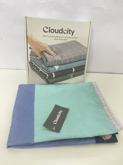 【Cloudcity Two-Tone Pillow Sham】—— Stylish & Comfortable Bedding Accessory