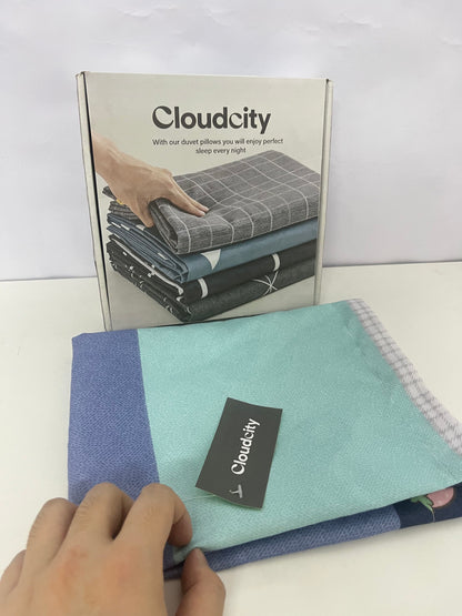 【Cloudcity Two-Tone Pillow Sham】—— Stylish & Comfortable Bedding Accessory