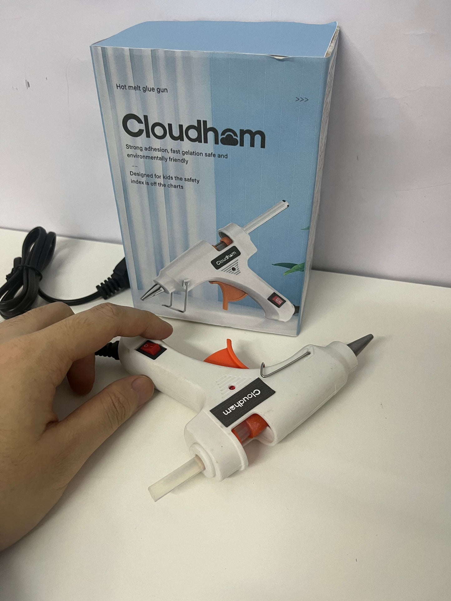 [Cloudham Hot melt glue guns]——Cloudham Kid-Safe Hot Melt Glue Gun - High-Adhesion DIY Tool for Home & Crafts