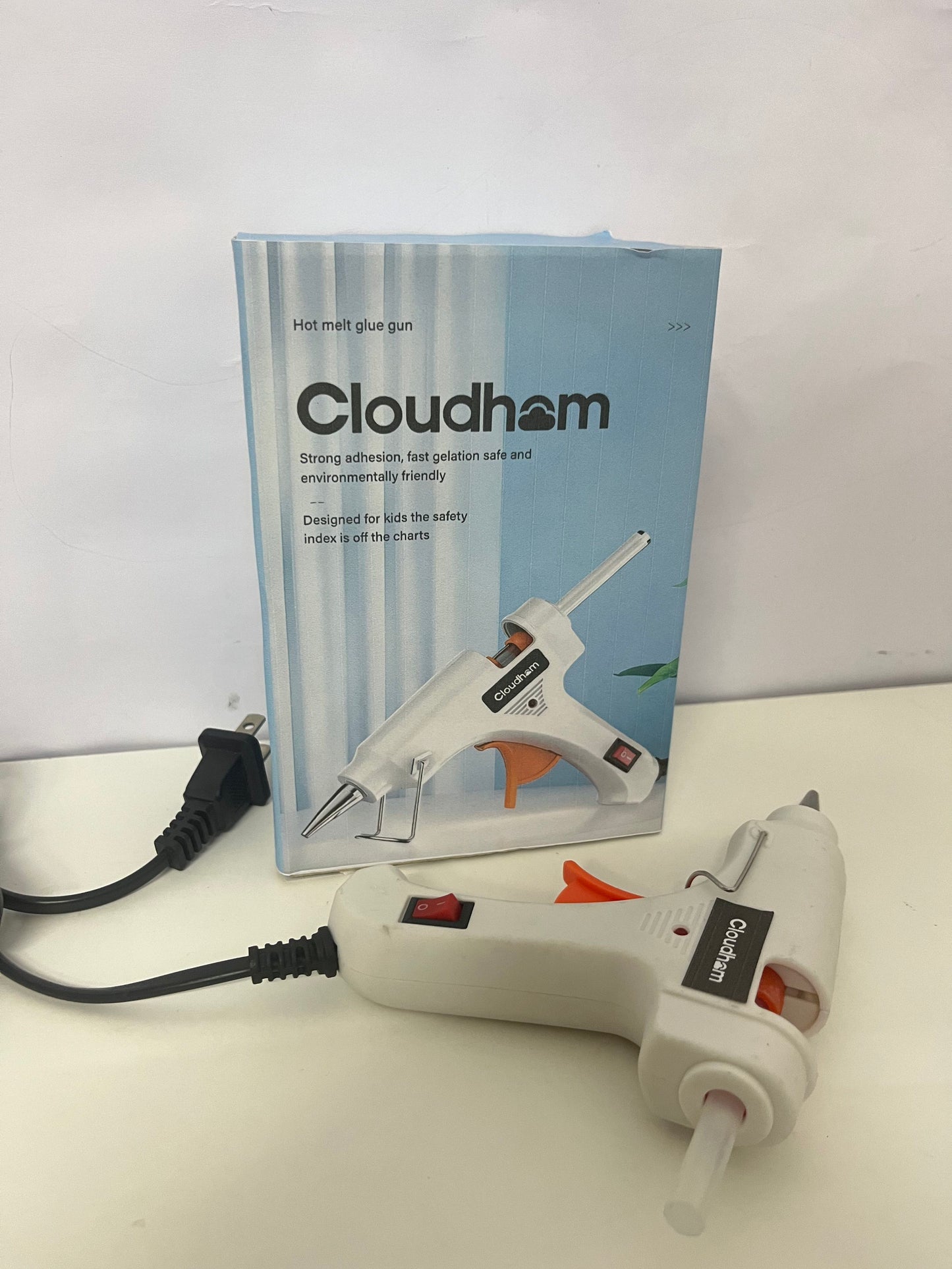 [Cloudham Hot melt glue guns]——Cloudham Kid-Safe Hot Melt Glue Gun - High-Adhesion DIY Tool for Home & Crafts