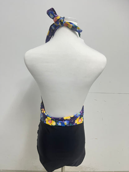 【Collegenie Floral Halter Swimsuit】——Vibrant & Stylish Swimwear for Summer