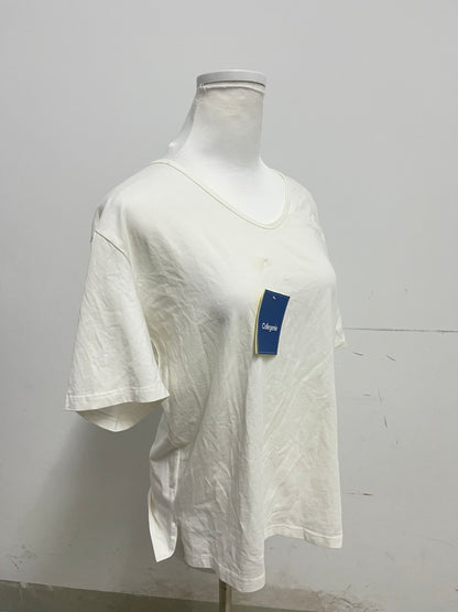 【Collegenie White V-Neck Pure Cotton T-shirt】——Comfortable Basic Top for Daily Wear