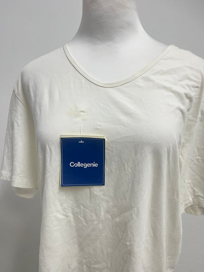 【Collegenie White V-Neck Pure Cotton T-shirt】——Comfortable Basic Top for Daily Wear