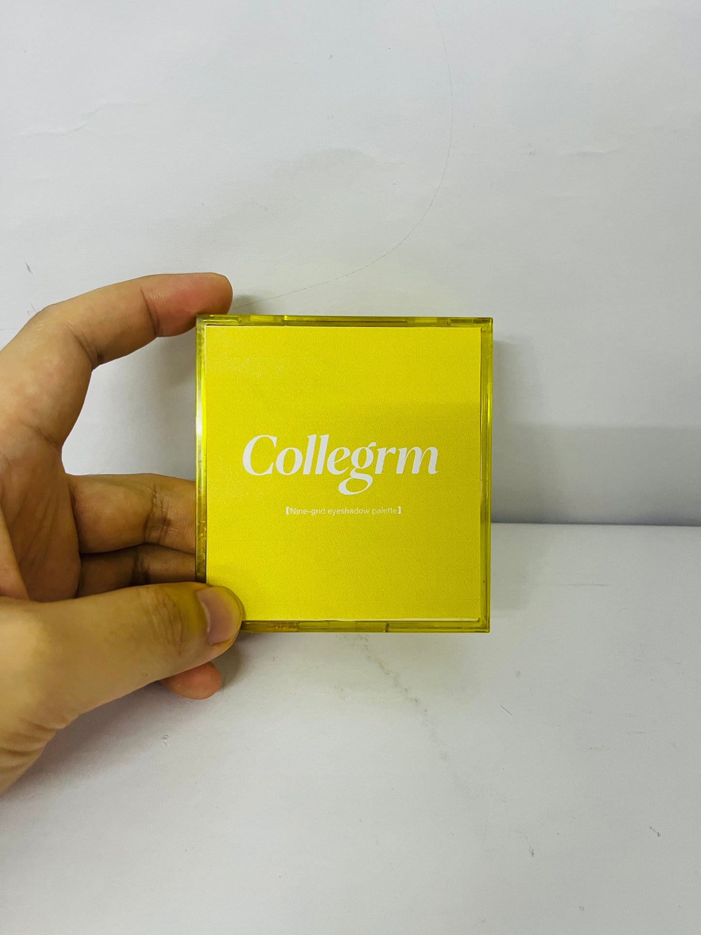 Collegrm Beauty Citrus Queen - 9 Shades in 1 Makeup Palette - 02 LEMON