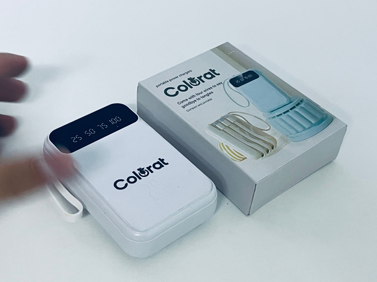Colorat White Portable Charger - Digital Battery Display & Cable-Free Convenience