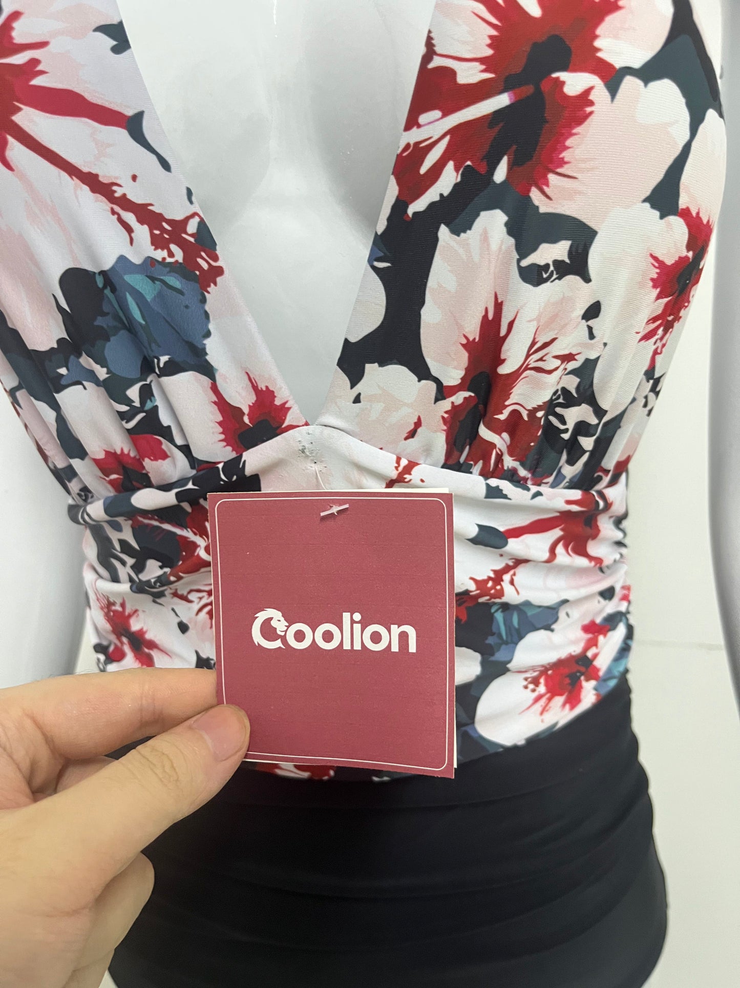 【Coolion Floral Halter One-Piece Swimsuit】—— Flattering Style & Comfort for Beach Days