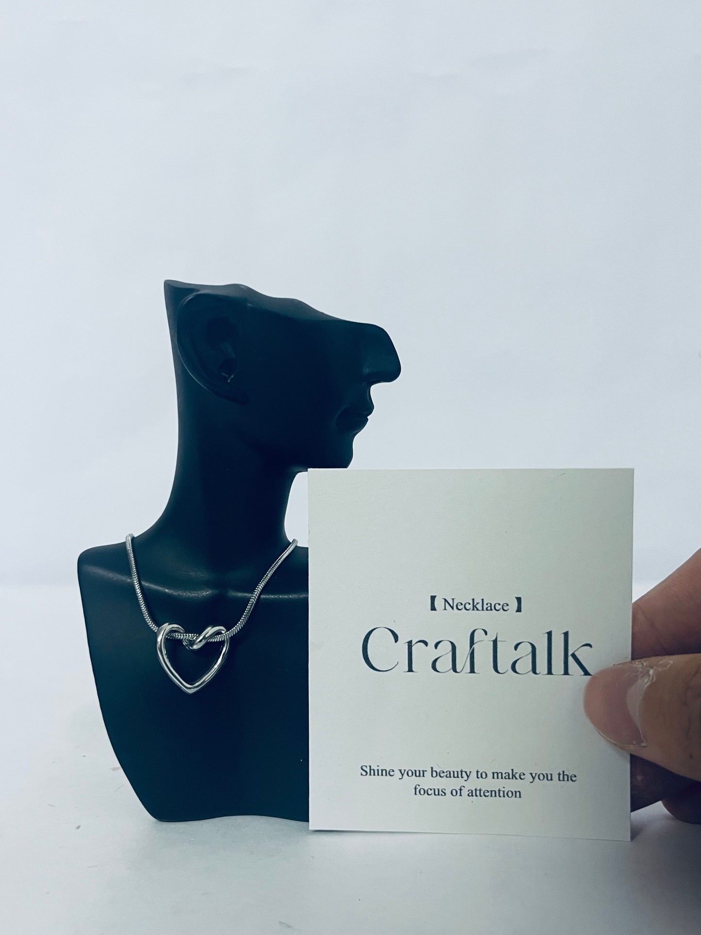 Craftalk Niche Design Necklace, Light Luxury Personalized Silver-tone Necklace