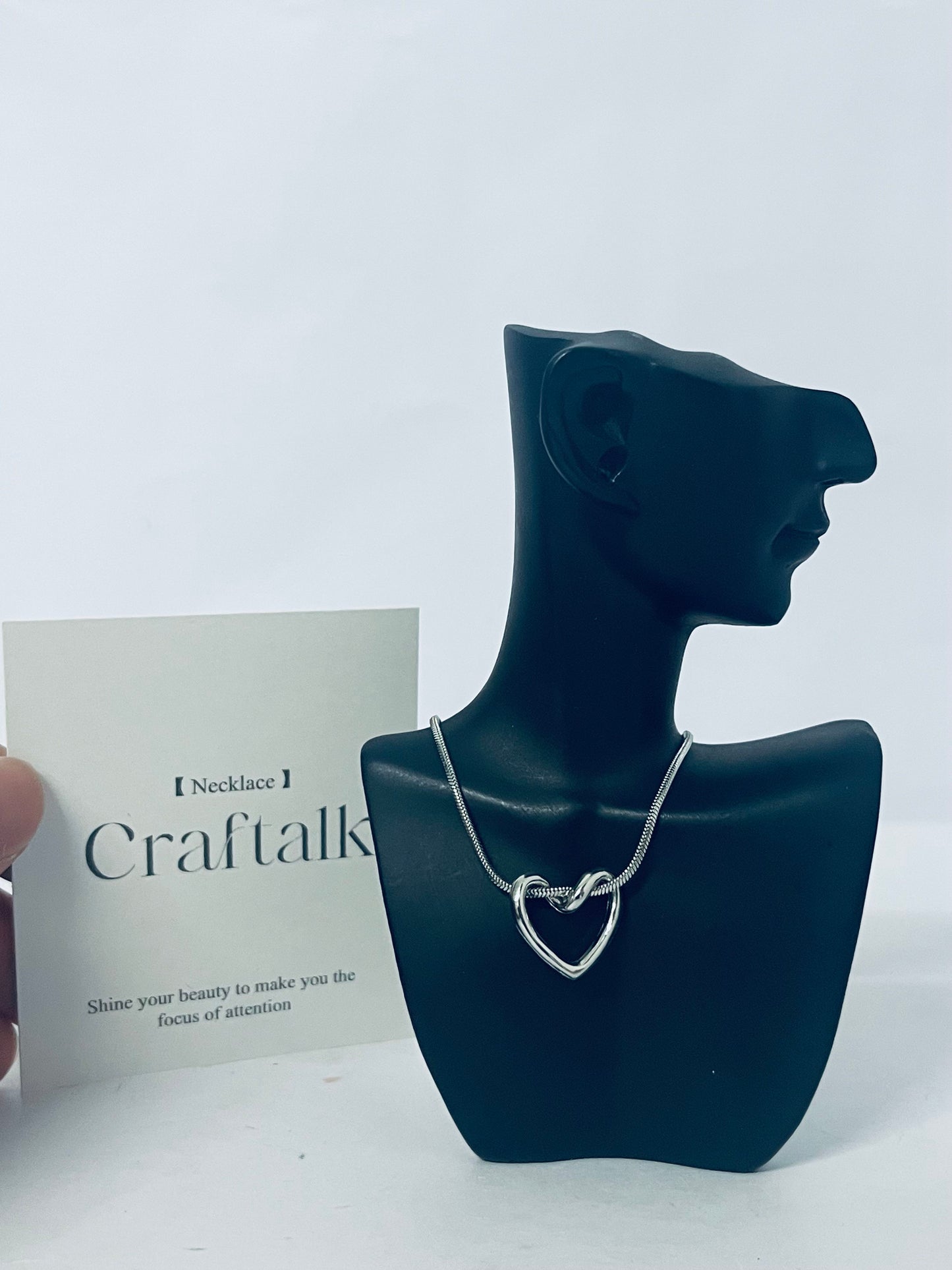 Craftalk Niche Design Necklace, Light Luxury Personalized Silver-tone Necklace