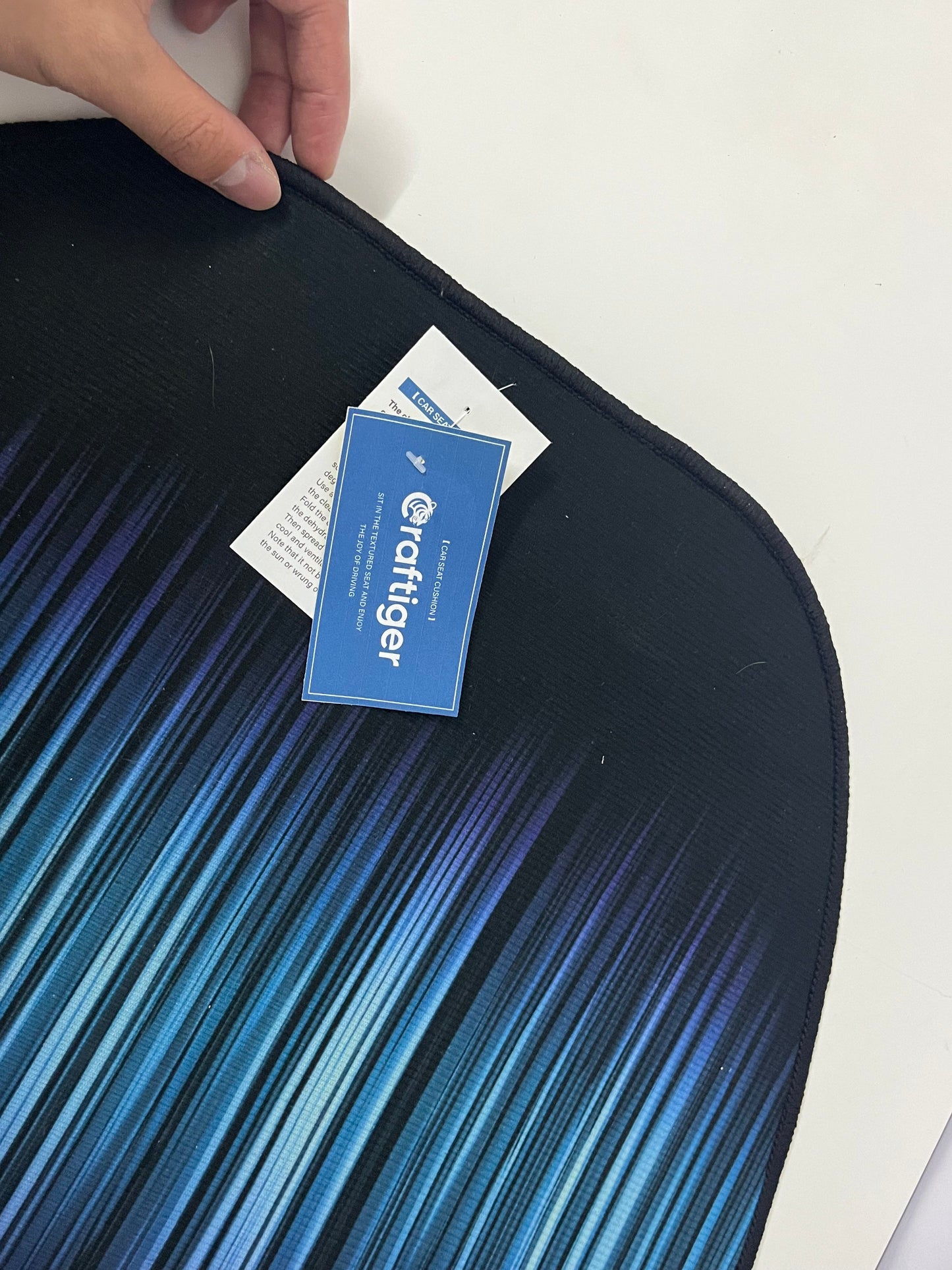 Craftiger Gradient Blue Pattern Car Seat Cushion Breathable & Comfortable A Stylish & Practical Item for Car Interiors