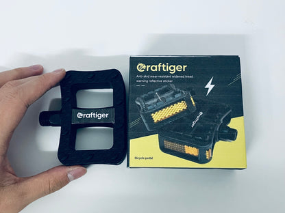 Craftiger Non-Slip Reflective Bicycle Pedal Water-Resistant & Durable A Practical Item for Safe Cycling