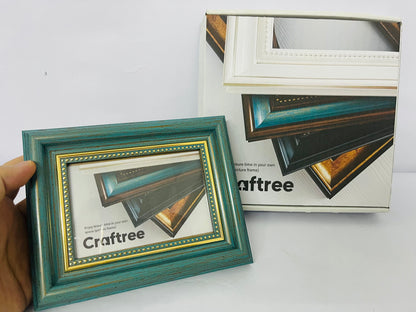 Craftree Square Picture Frame Blue Square Photo Frame Desktop Display Mount on the wall. Plastic Panel (not Glass), Plastic Packaging (not Carton).Tips, Peel Off The Panel's Film.