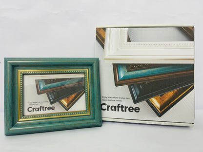Craftree Square Picture Frame Blue Square Photo Frame Desktop Display Mount on the wall. Plastic Panel (not Glass), Plastic Packaging (not Carton).Tips, Peel Off The Panel's Film.