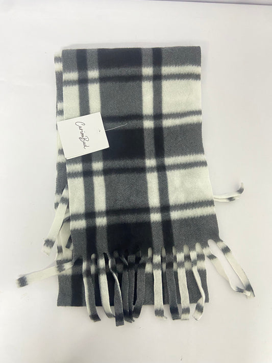 CuriouBud Plaid Scarf for Men Women Super Soft Classic Tartan Checkered Neck Scarves