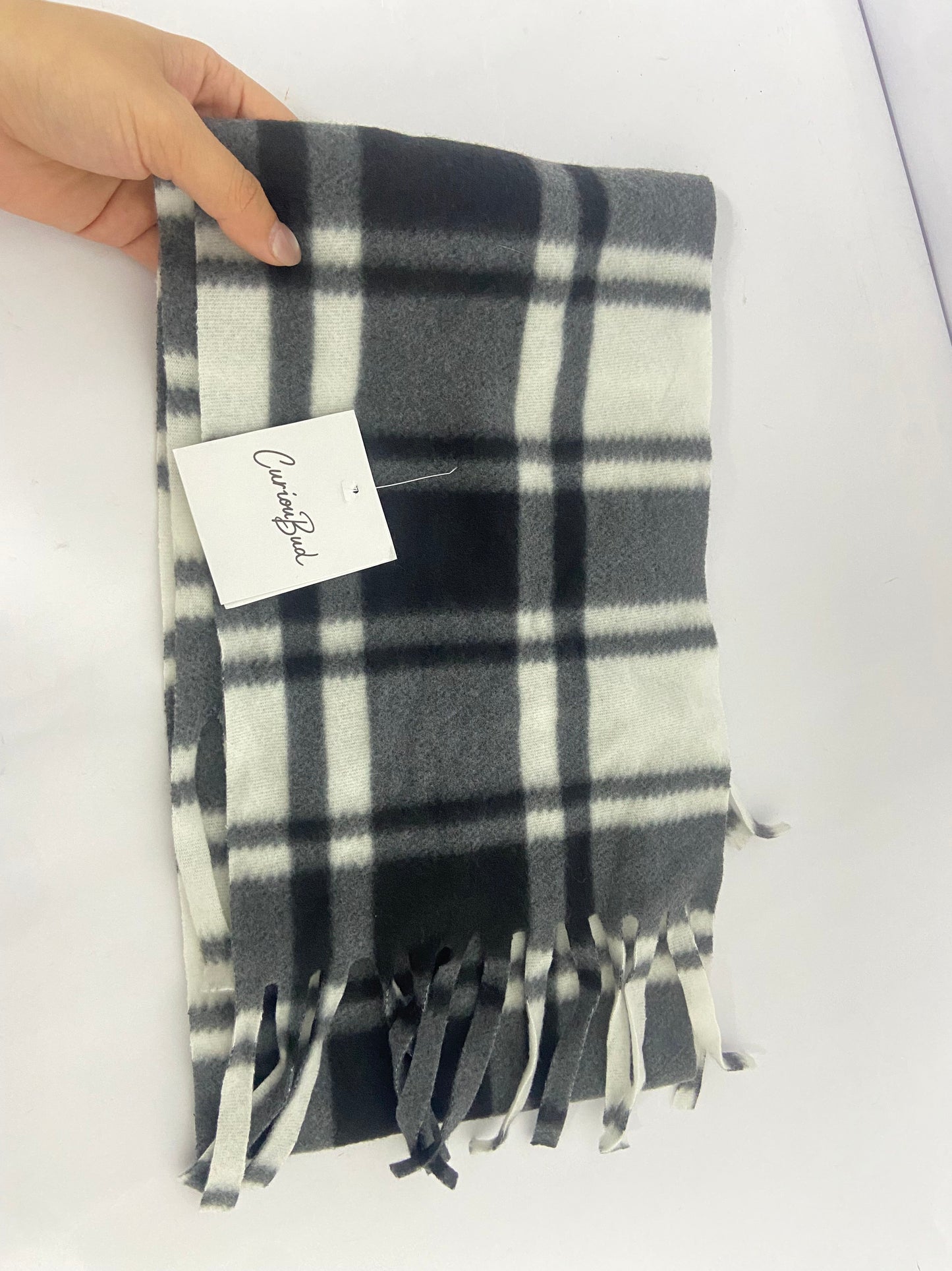 CuriouBud Plaid Scarf for Men Women Super Soft Classic Tartan Checkered Neck Scarves