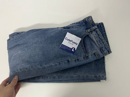 [CutePussy Jeans]——CutePussy High-Waisted Straight Leg Jeans - Slimming & Heightening Raw Hem Cropped Jeans