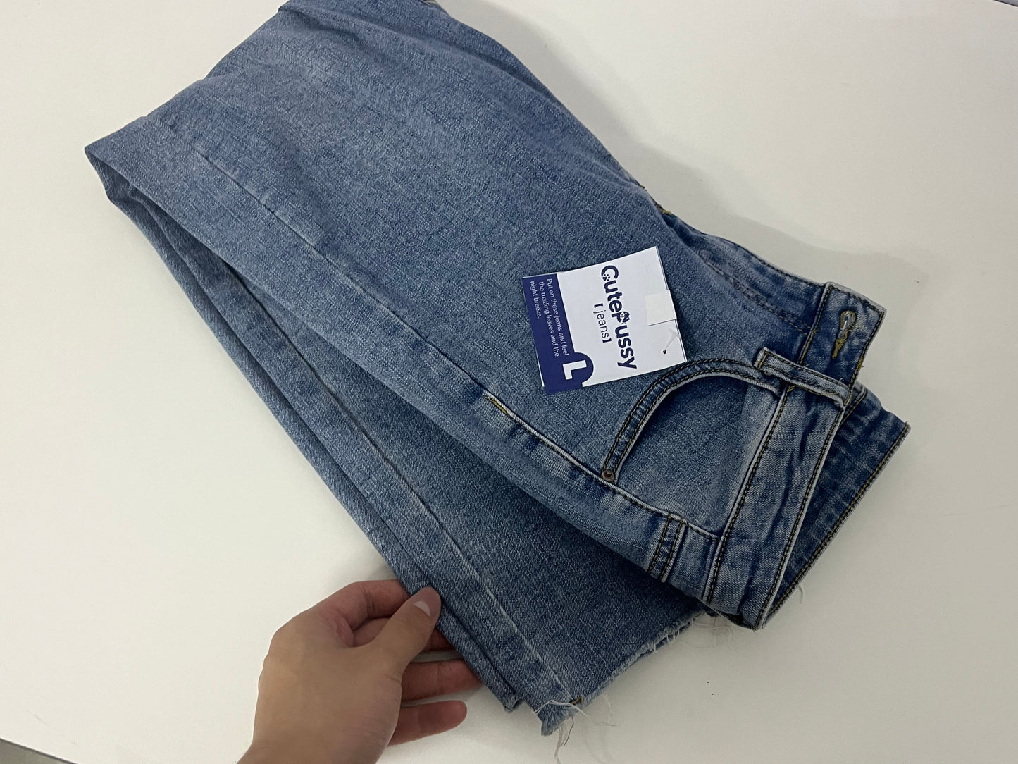 [CutePussy Jeans]——CutePussy High-Waisted Straight Leg Jeans - Slimming & Heightening Raw Hem Cropped Jeans