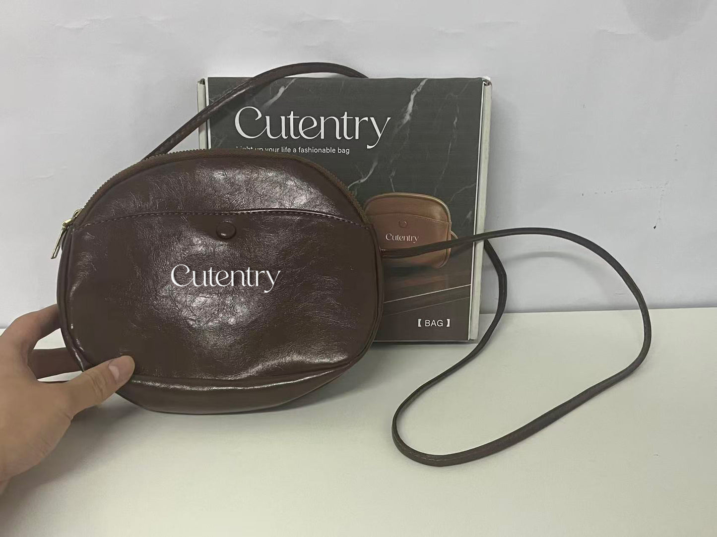 【Cutentry Ladies' Handbags】—— Stylish Companion for Daily Elegance & Practicality