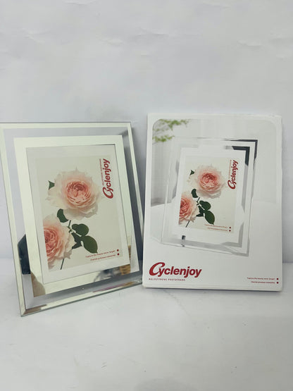 Cyclenjoy  5x7 Picture Frames - Glass Photo Frame for Tabletop/Desktop Display, Horizontal/Vertical Orientation, Silver Finish