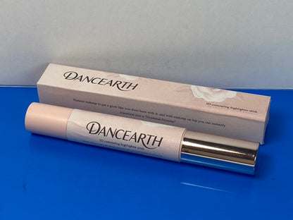 DANCEARTH  Highlighter make-up, Vegan Formula, Easy to Use, Glides on Effortlessly, Non-Greasy, Doesn't Crease, 0.21oz