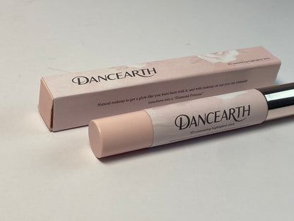 DANCEARTH  Highlighter make-up, Vegan Formula, Easy to Use, Glides on Effortlessly, Non-Greasy, Doesn't Crease, 0.21oz