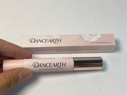 DANCEARTH  Highlighter make-up, Vegan Formula, Easy to Use, Glides on Effortlessly, Non-Greasy, Doesn't Crease, 0.21oz
