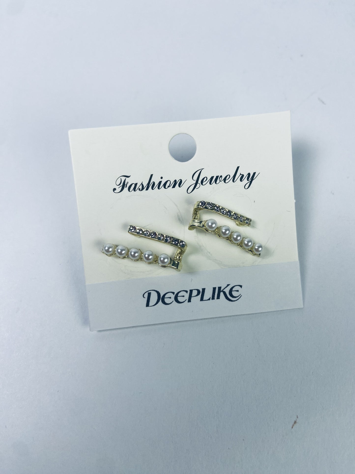 DEEPLIKE Vintage Pearl Earrings CZ Pearl Ear Claw Earrings Rhinestone Bar Stud Earrings Gold Crystal Climber Earrings Jewelry for Women
