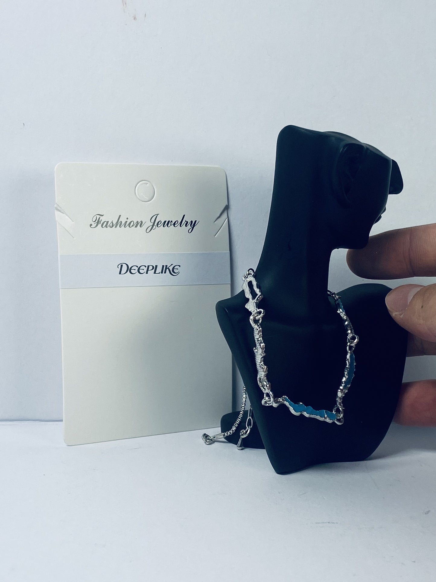 DEEPLIKE Bohemia Tiny Blue Rhinestone Choker Necklace Blue Necklace Silver Chain Blue Station Necklace Blue Topaz Necklace Jewelry for Women