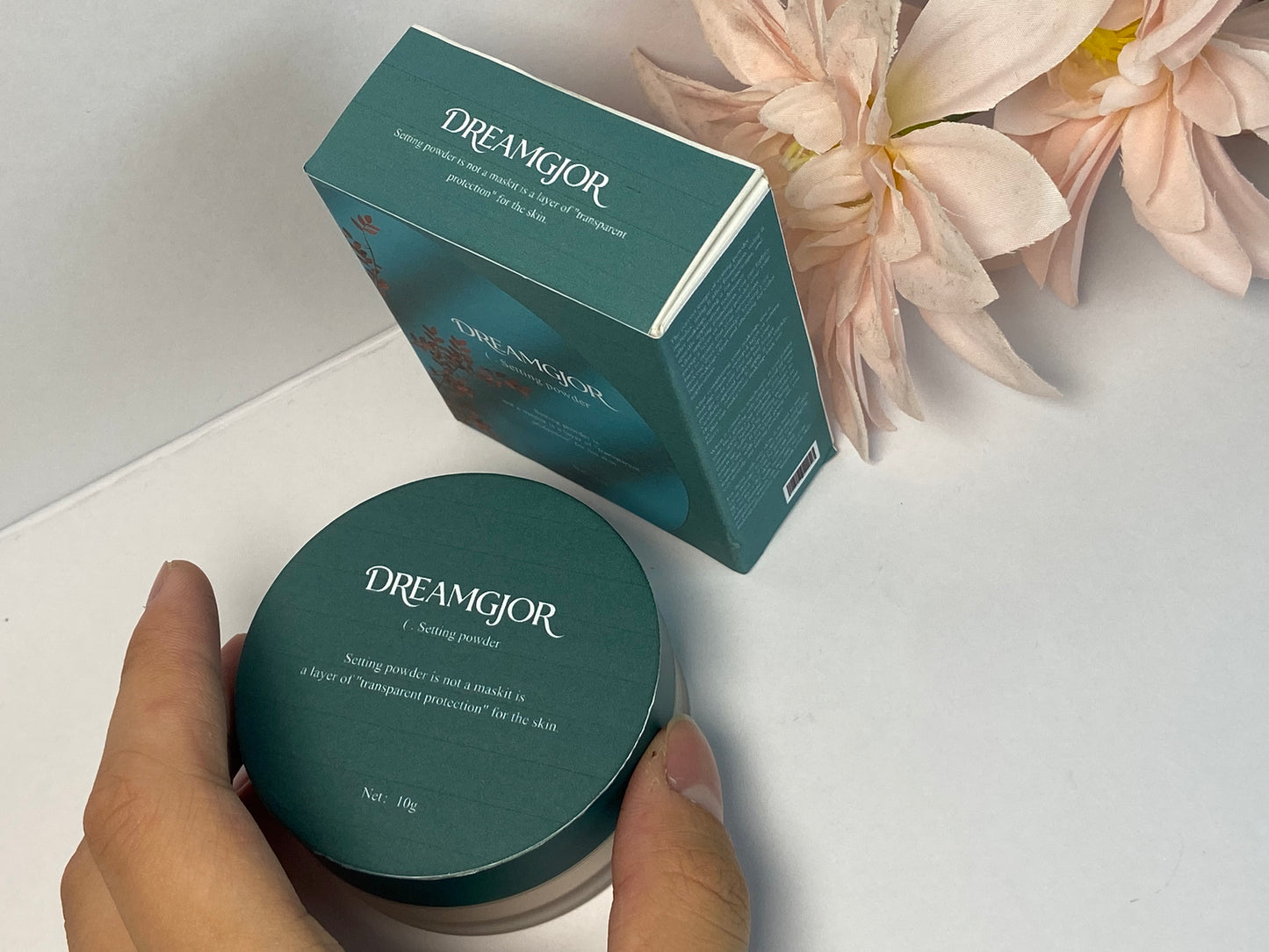 DREAMGJOR  Loose face powder Light Reflecting Powder, Hypoallergenic Matte Setting Powder with Oil-Control,Micronized Mineral Make-Up Powder,10g