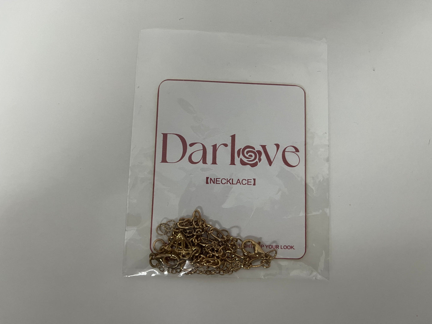 【Darlove Diamond-Shaped Pendant Necklace】—— Shiny Accent to Elevate Your Style