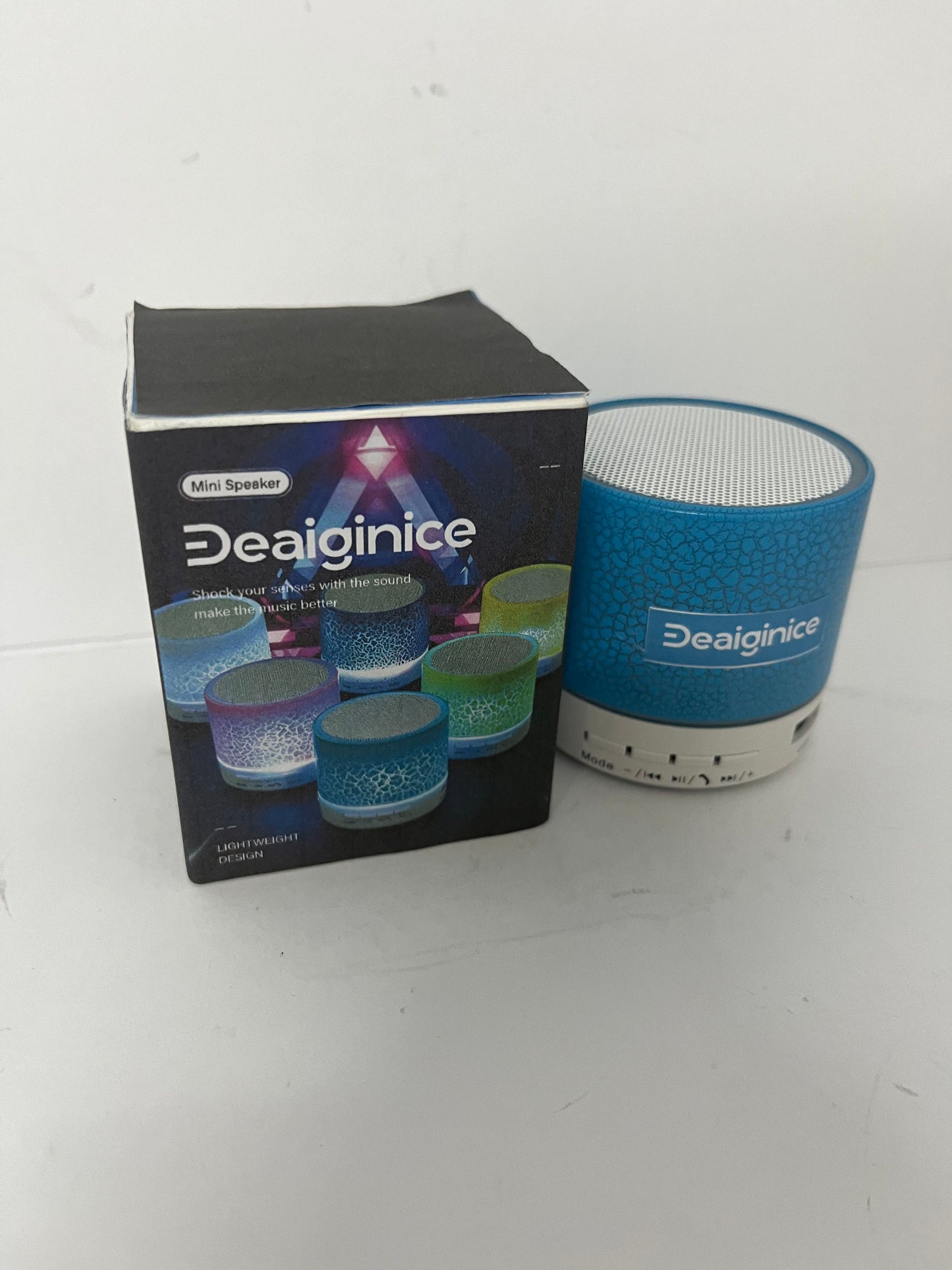 Deaiginice Portable Mini Speaker, Super Bass Stereo Rechargeable Speaker with LED Lights