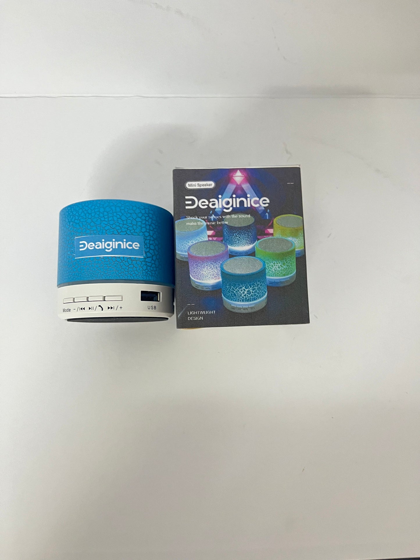 Deaiginice Portable Mini Speaker, Super Bass Stereo Rechargeable Speaker with LED Lights