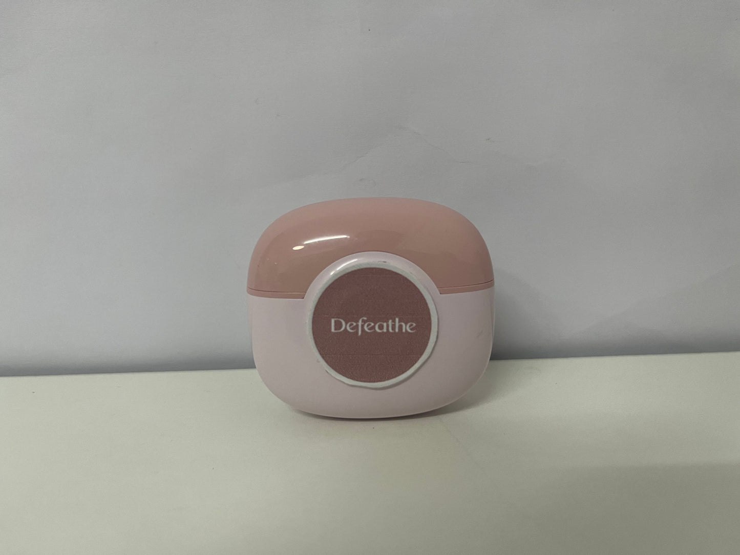 Defeathe Soft Pink Retro True Wireless Bluetooth Headphones Stylish & Experience Audio Item