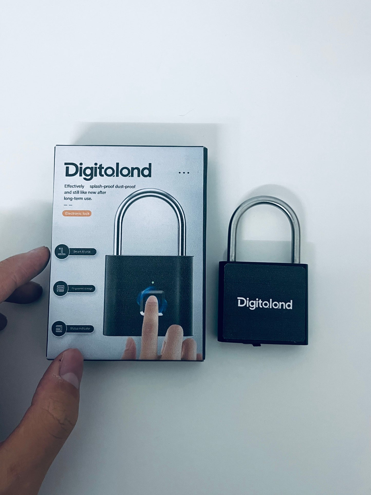 Digitaland Fingerprint Electronic Padlock: Smart Security with One-Touch Unlocking