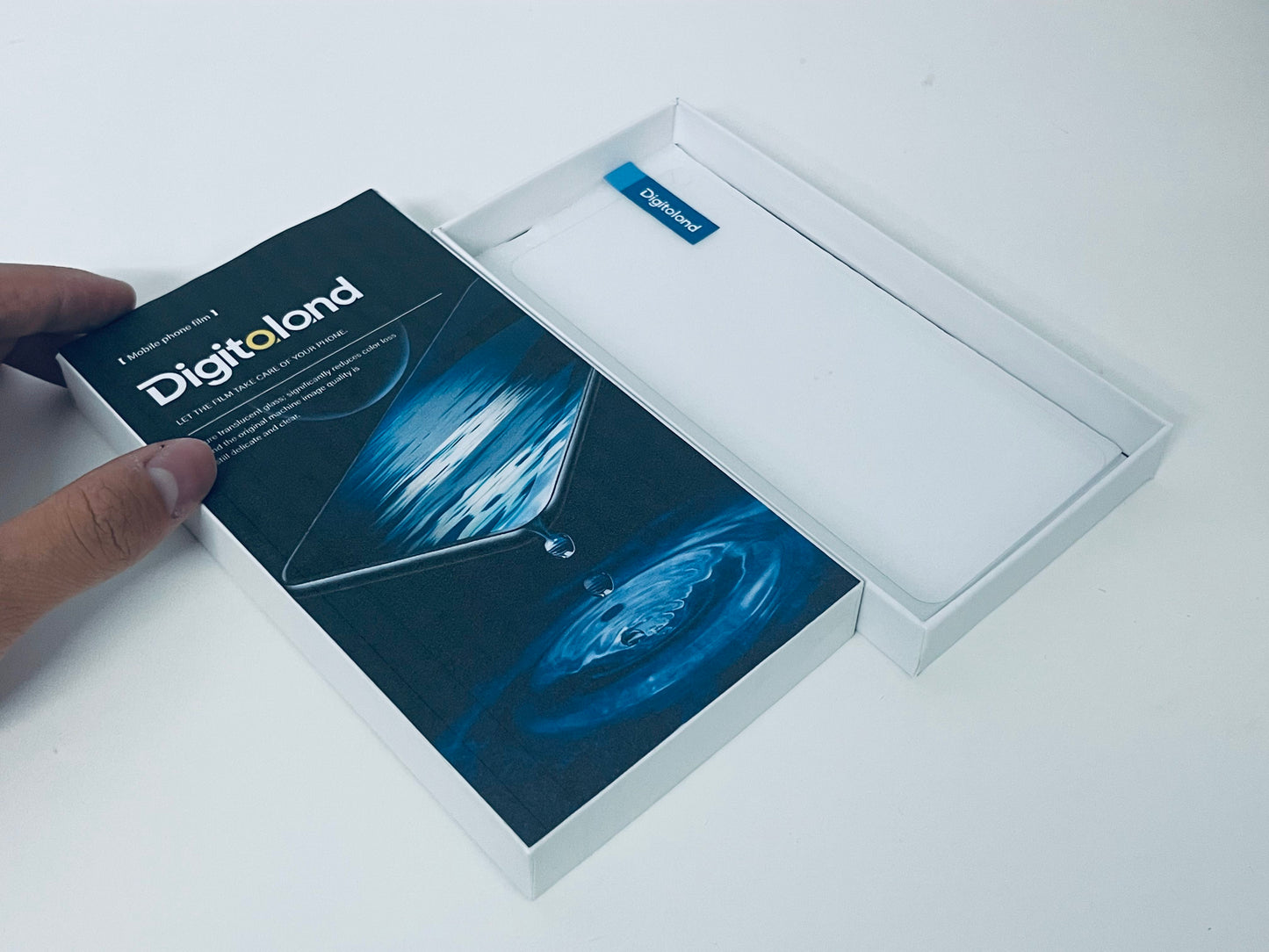 Digitaland Tempered Glass Screen Protector: "Invisible Armor" for Clear Screen Protection