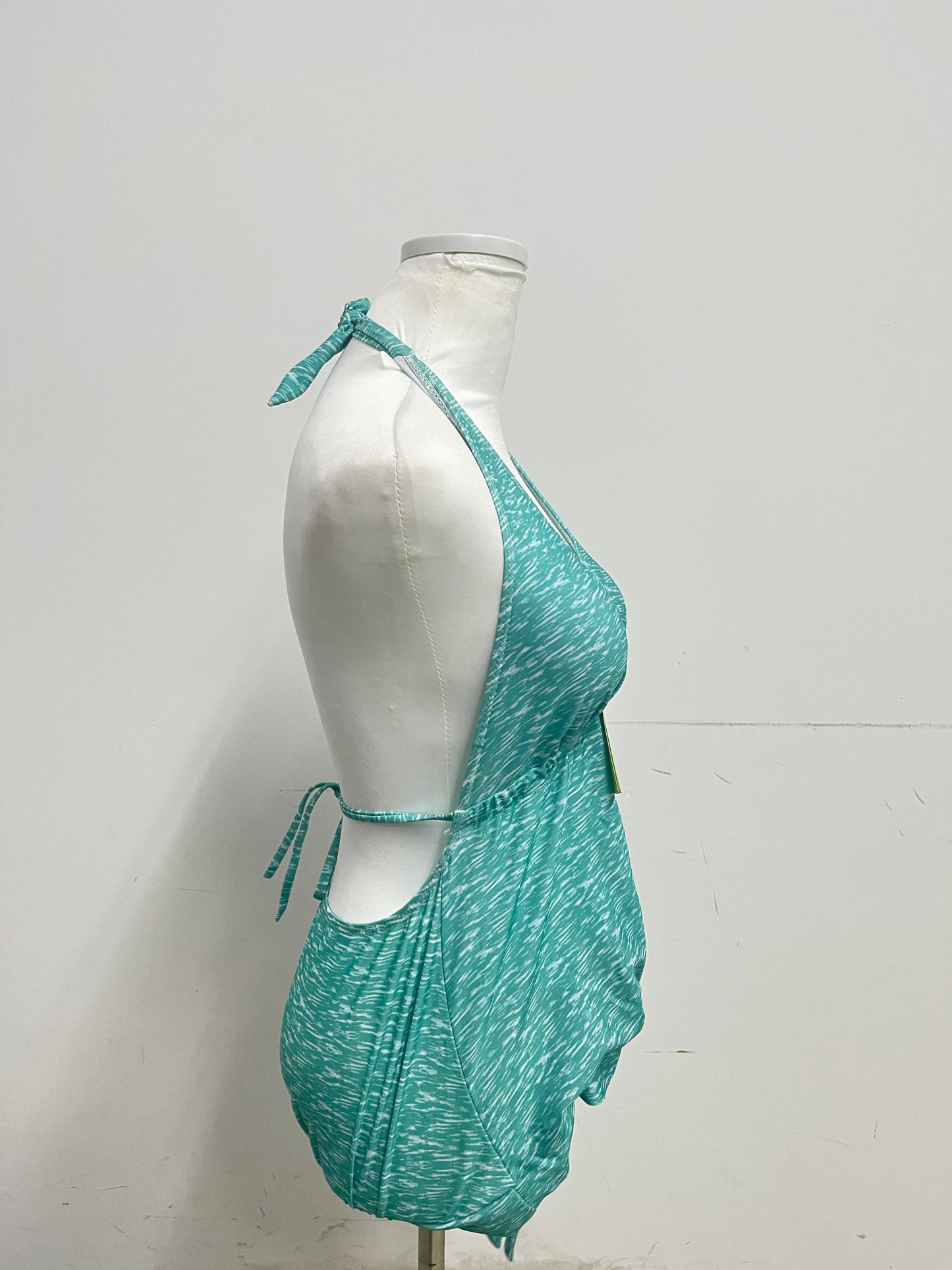 【Discosmic Halter Swimsuit】—— Stylish & Flattering Beach Essential