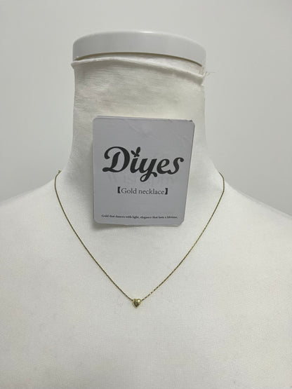 Diyes Dainty Gold Heart Necklace, Minimalist Heart Pendant Necklace for Women, Elegant Gold Chain Necklace for Daily Wear, Gift for Her