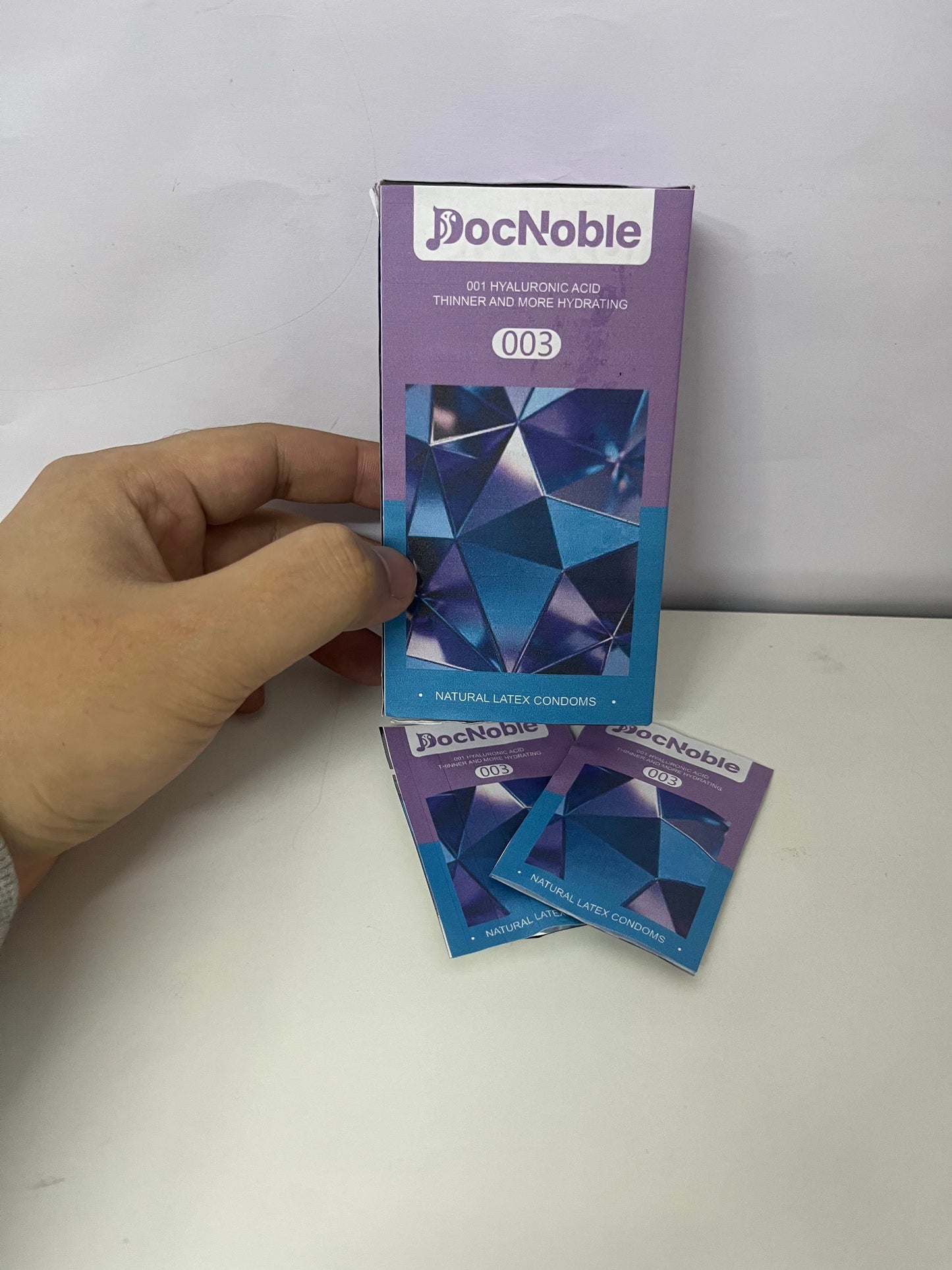 DocNoble 001 Hyaluronic Acid Ultra-Thin Hydrating Condoms