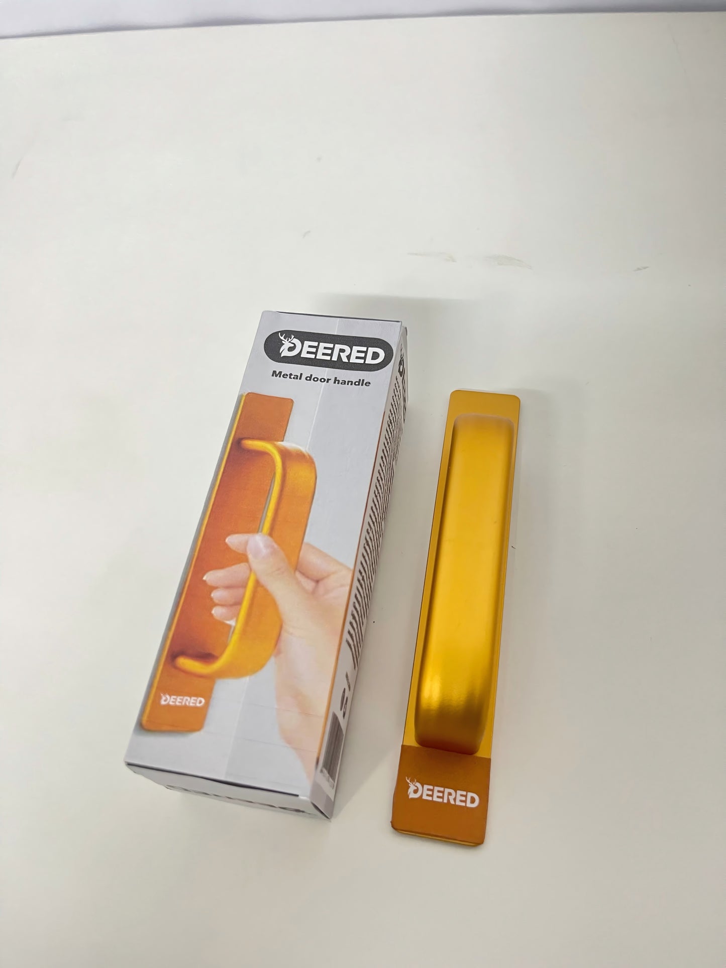 DEERED Metal Recessed Door Handle Gold Style Minimalist Texture A Practical Decorative Pull for Doors/Cabinets