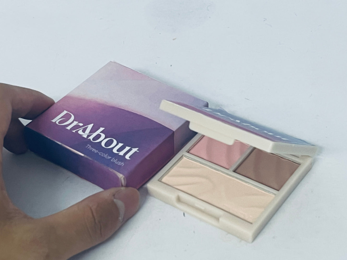 DrAbout Blushers Blending NUDY BROWN COLORS Cheek Candy Berry 3 lendable Shades in Lightweight Smooth Powder Vegan Blush