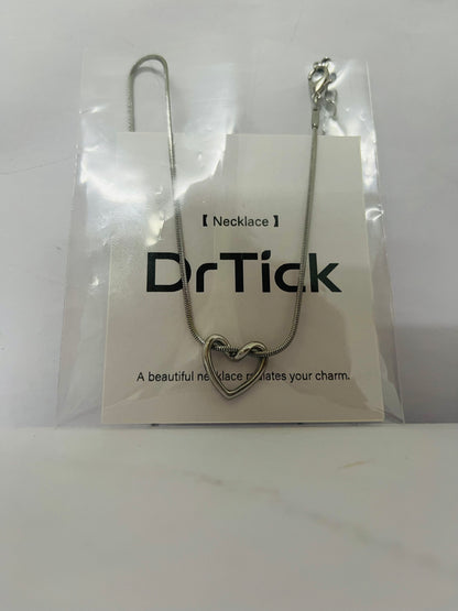 DrTick Heart Pendant Necklace – Classic Silver Heart Necklace with Minimalist Design, Dainty Love Jewelry for Women, Everyday Simple Necklace for Gift