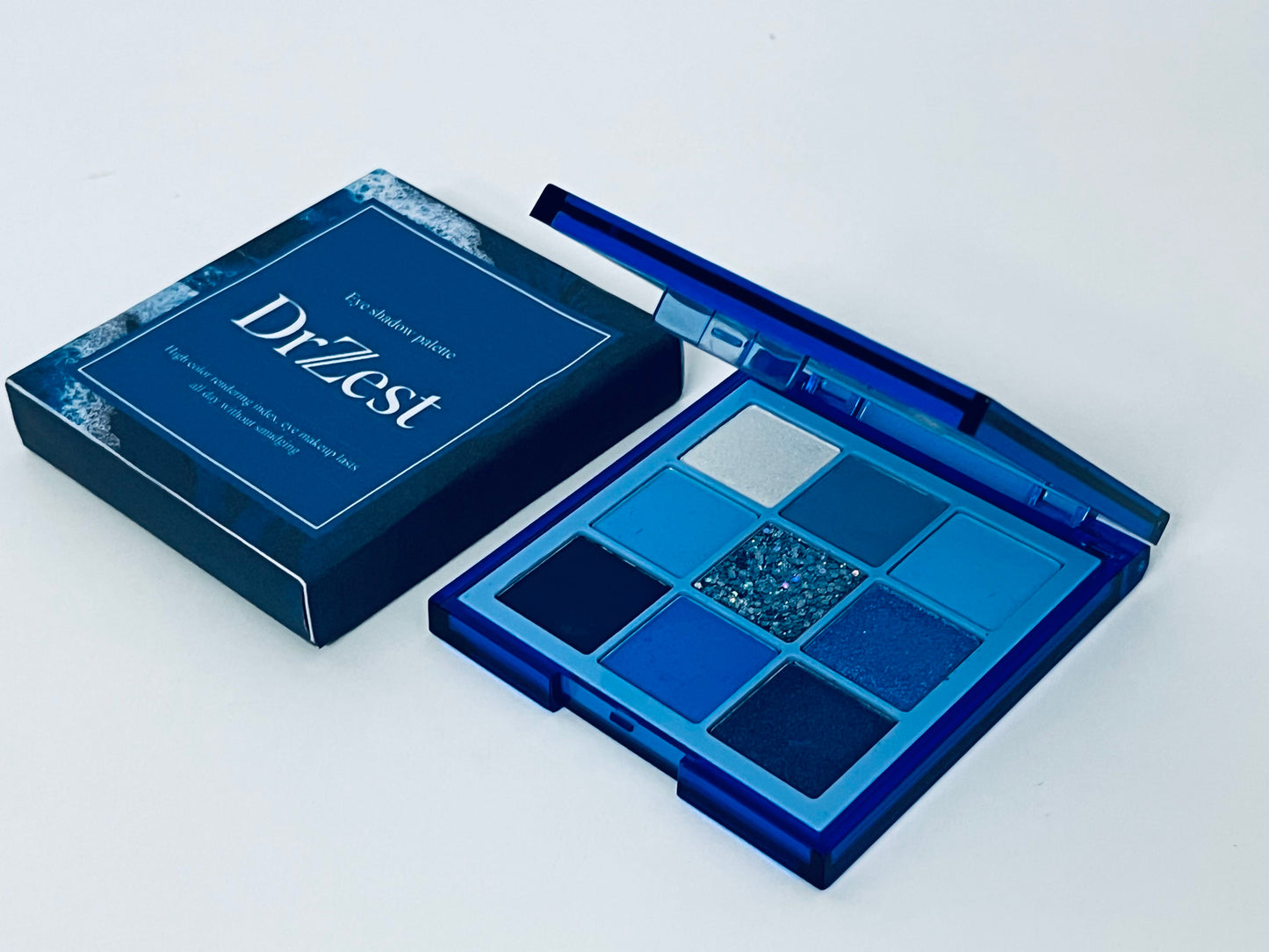 DrZest Eyeshadow Palette - High-Pigment Blue Tones with Glitter Accent