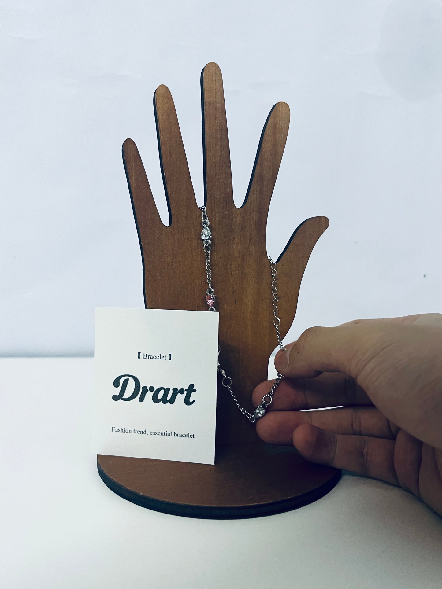 Drart Fashion Trend Chain Bracelet for Women, Adjustable Thin Alloy Bracelet with Transparent Crystal & Pink Beads, Versatile Daily Accessory for Dating/Commuting/Casual Outfits