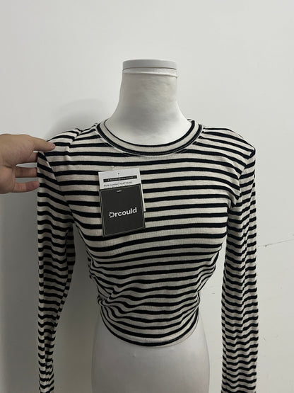 【Drcould Black & White Striped Ribbed Crop Top】—— Trendy & Versatile Daily Wear