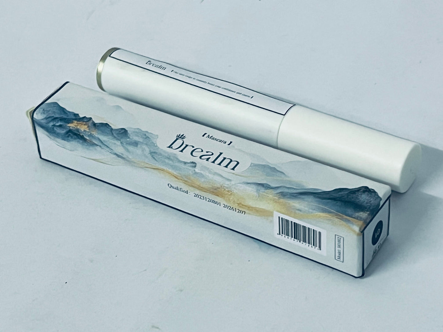 Drealm Limitless Lash Mascara | Lightweight, Nourishing, Lengthening, Lifting|Smudge-Resistant | Non-Toxic, Cruelty-Free, Ophthalmologist-Tested, Safe For Sensitive Eyes (Soft Black)