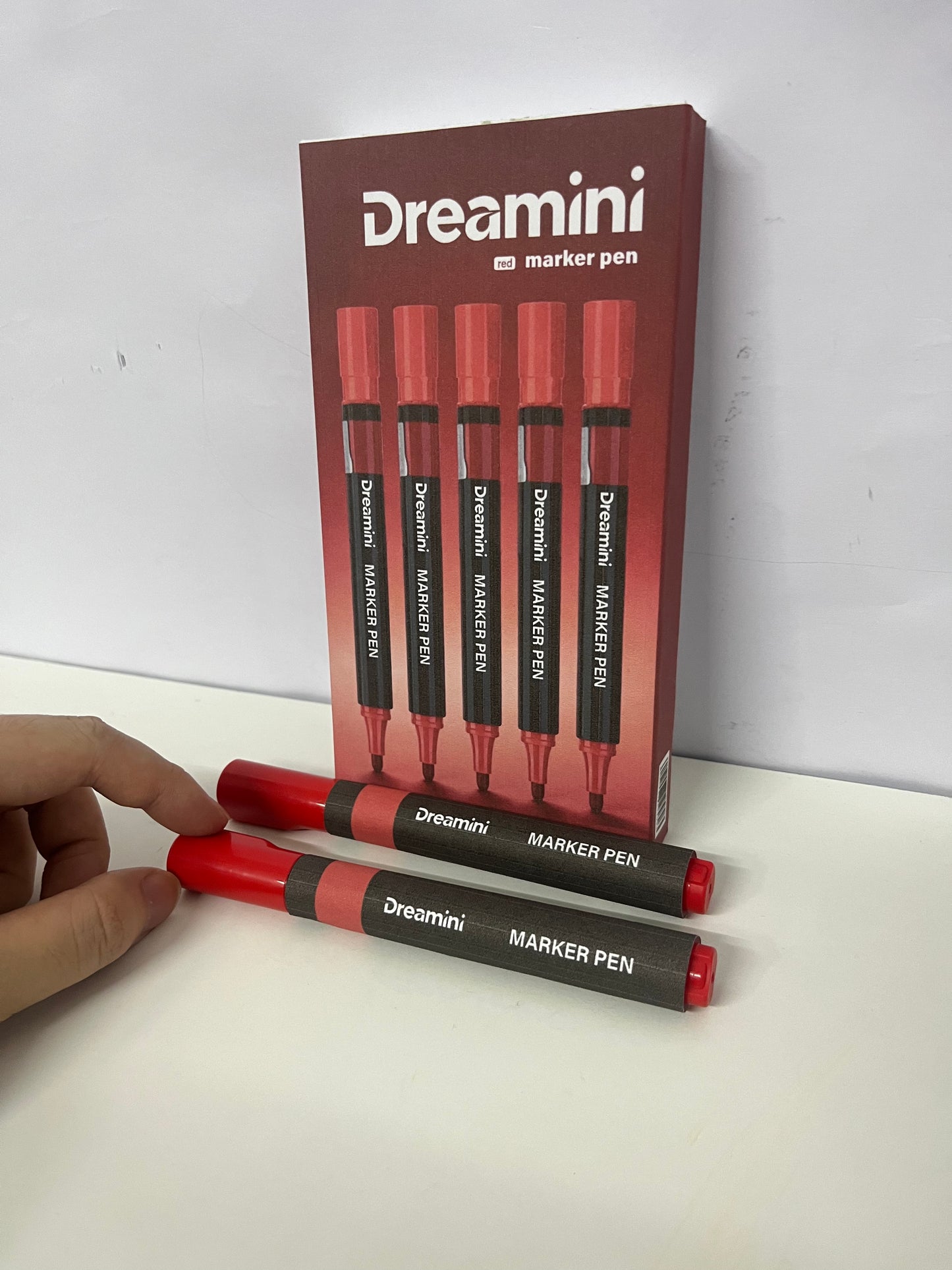 [Dreamini Marker pens]——Red Marker Pen - Large-Capacity Oil-Based Marker