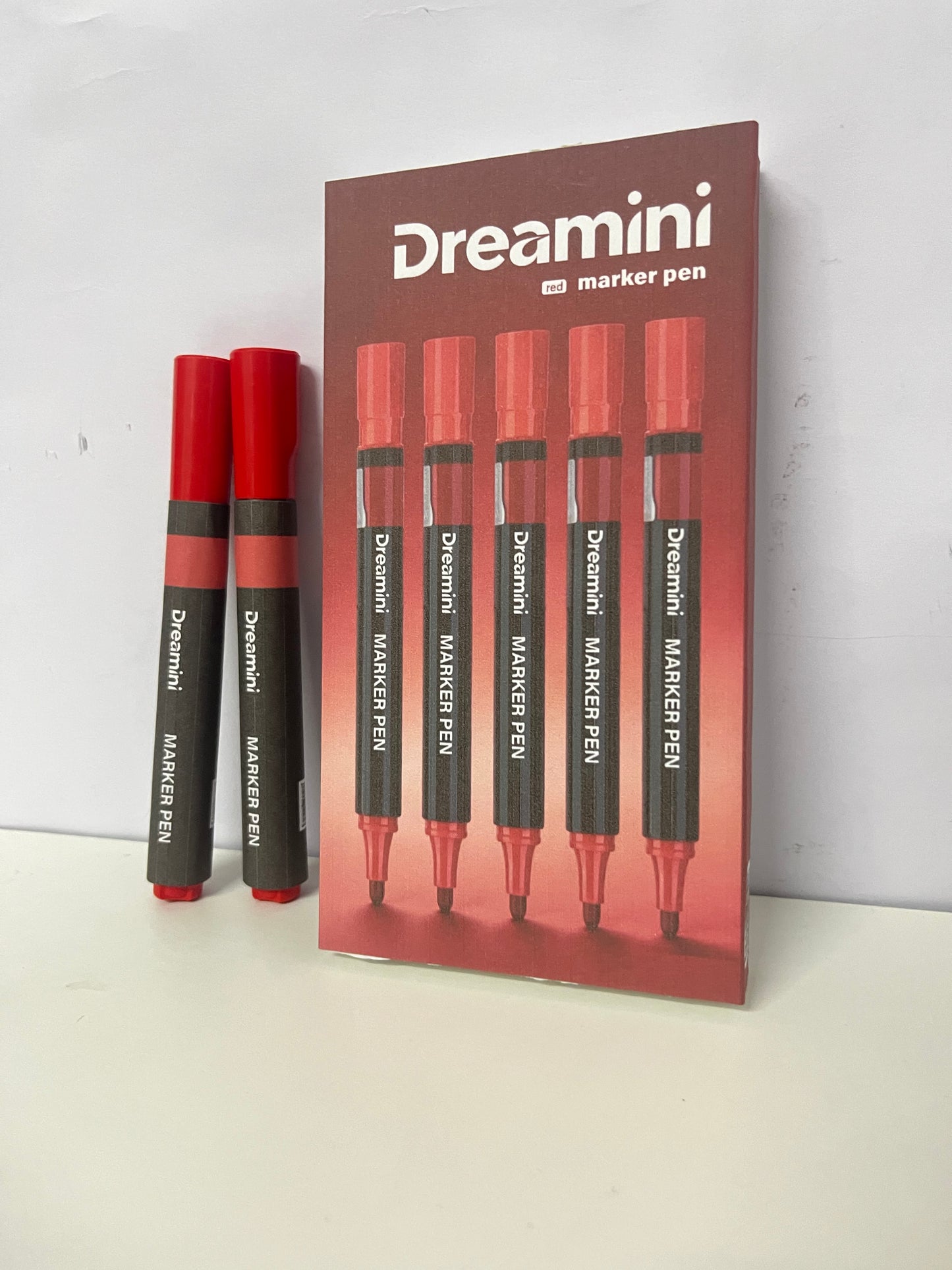 [Dreamini Marker pens]——Red Marker Pen - Large-Capacity Oil-Based Marker
