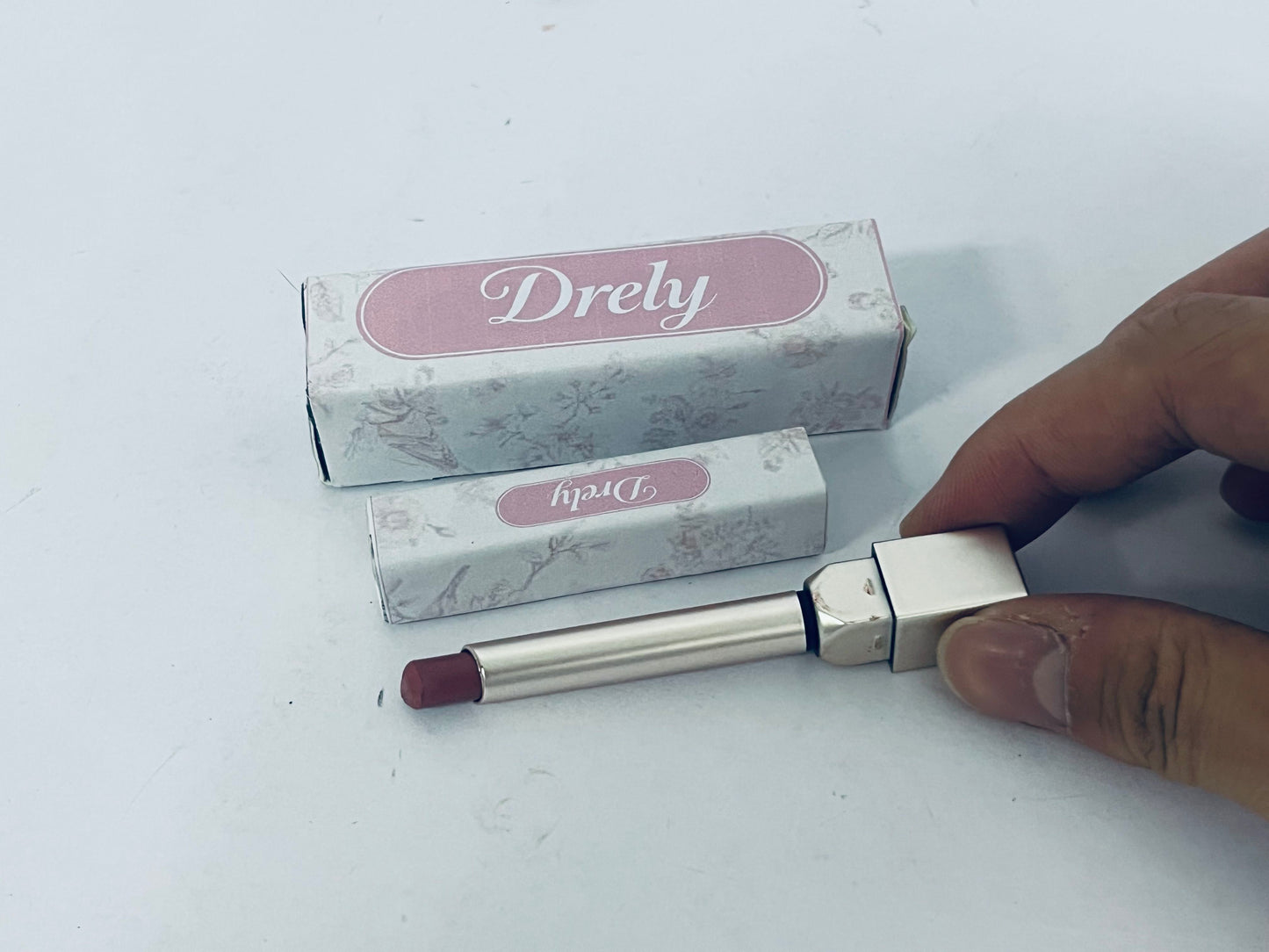 Drely Lipstick Set for Older Women,Velvet Long Lasting Waterproof Smudge Proof Lip Stick,24 hr Hours Magic Lipstick 24 Hours Original Lip Stick Stain Makeup Kit Lip Makeup Gift,Vegan