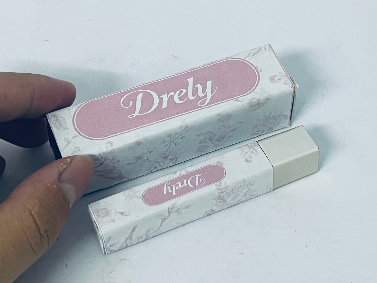 Drely Lipstick Set for Older Women,Velvet Long Lasting Waterproof Smudge Proof Lip Stick,24 hr Hours Magic Lipstick 24 Hours Original Lip Stick Stain Makeup Kit Lip Makeup Gift,Vegan