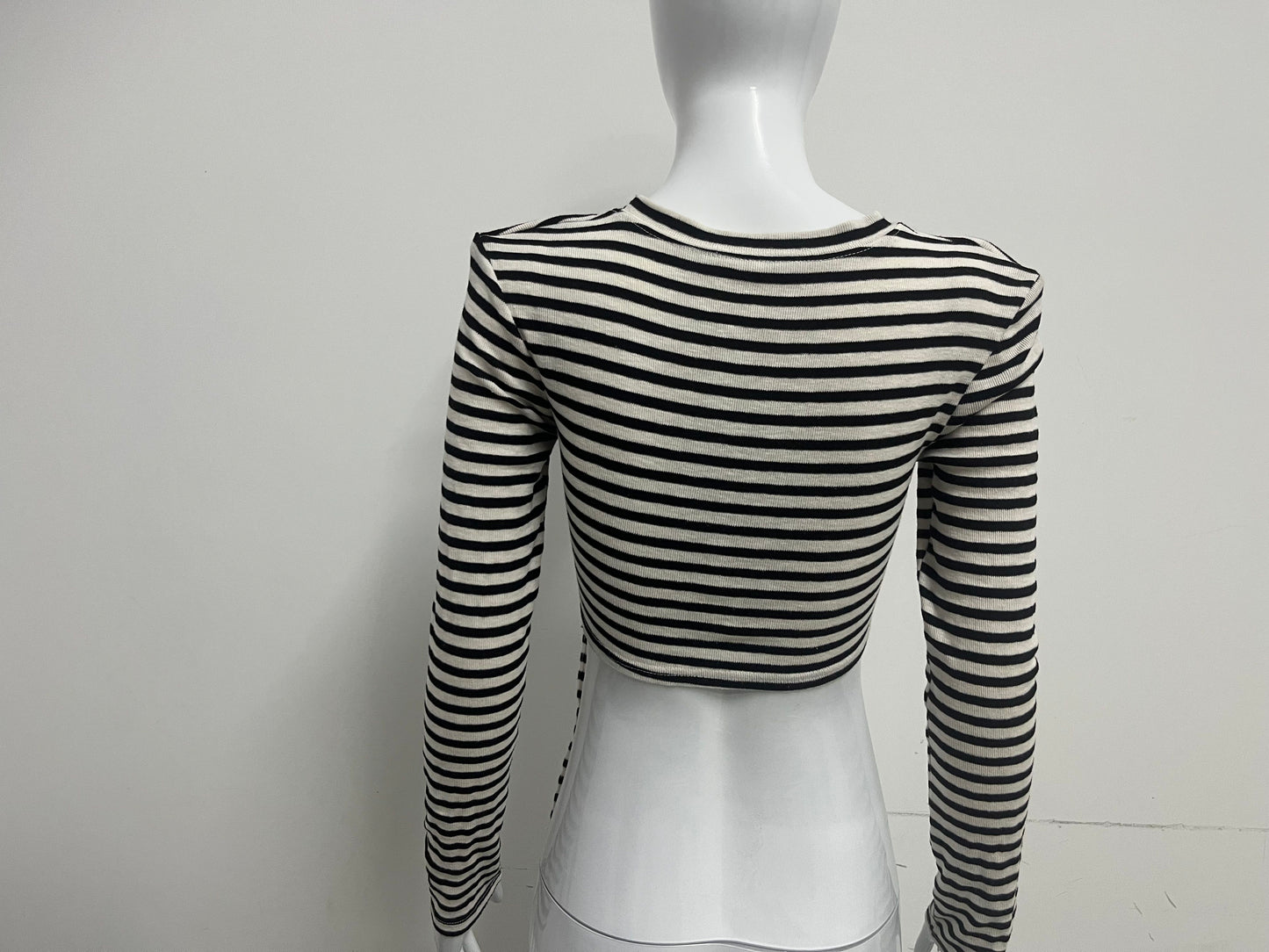 【Drenew Striped Ribbed Cropped Top】—— Timeless Style with Modern Edge